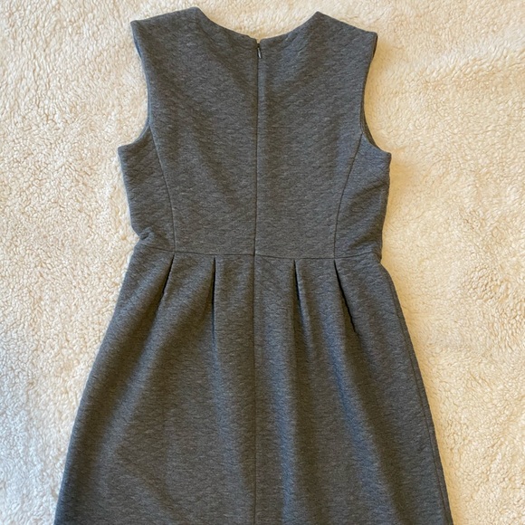 LOFT - grey knit sleeveless dress - Picture 10 of 11